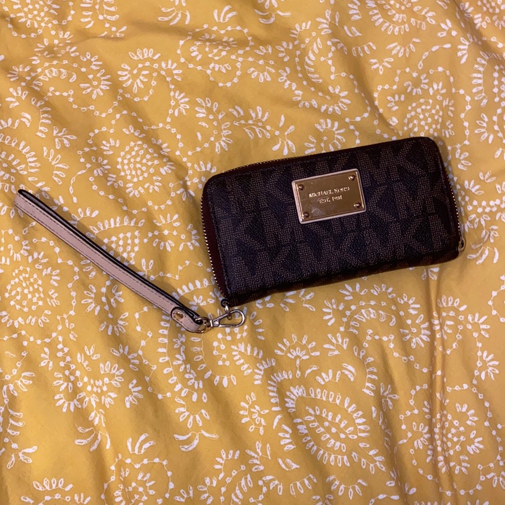 Michel Kors wallet